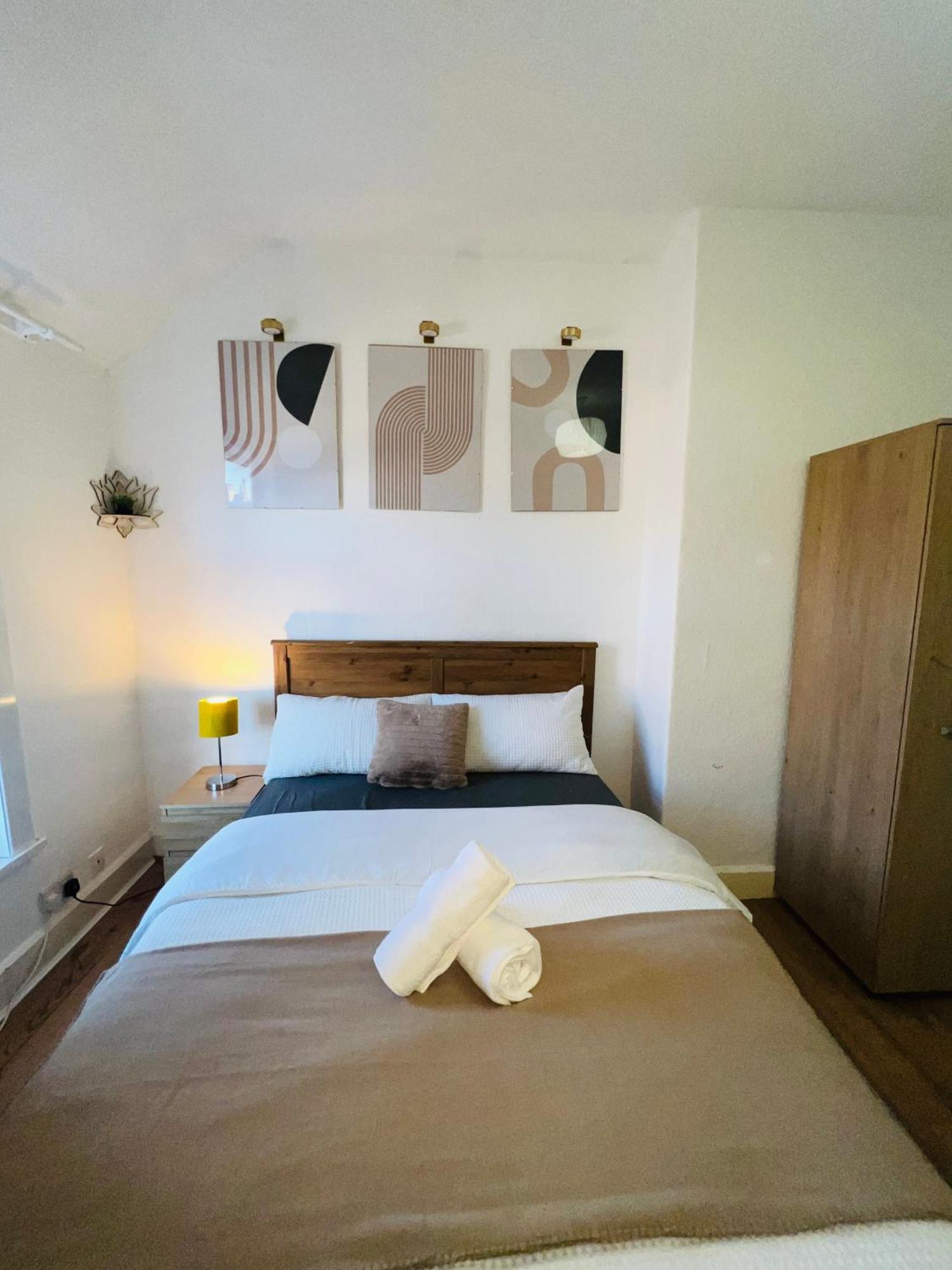 Adorable Double Room มิดเดิลส์บะระ ภายนอก รูปภาพ